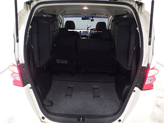 HONDA FREED 2009