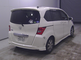HONDA FREED 2009