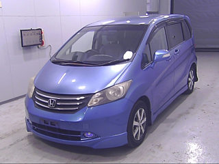 HONDA FREED 2011