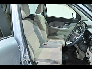DAIHATSU CAST 2015
