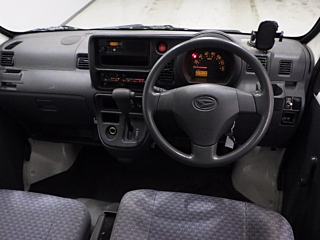 DAIHATSU HIJET VAN 2015