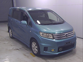 HONDA FREED 2010