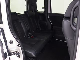 HONDA N BOX 2017