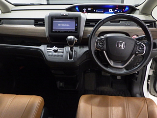 HONDA FREED 2018