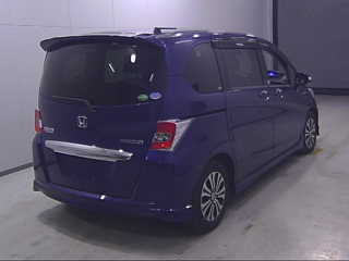 HONDA FREED 2014