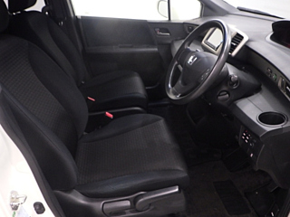 HONDA FREED 2012