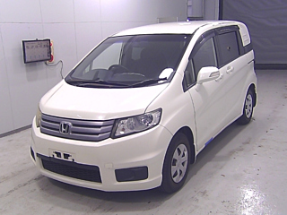 HONDA FREED 2012