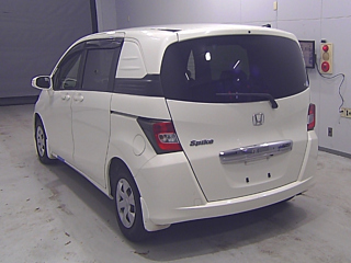 HONDA FREED 2012