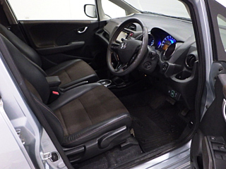 HONDA FIT SHUTTLE 2013