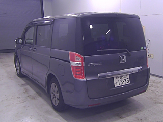 HONDA STEP WAGON 2013