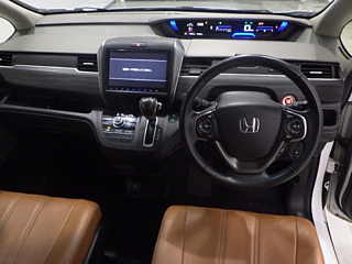 HONDA FREED 2017