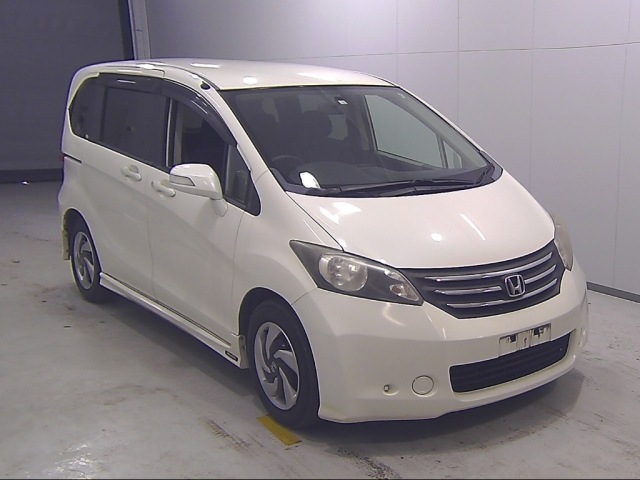 HONDA FREED 2008