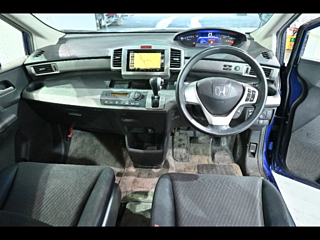 HONDA FREED 2012