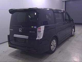 HONDA STEP WAGON 2010