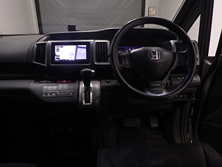 HONDA STEP WAGON 2010