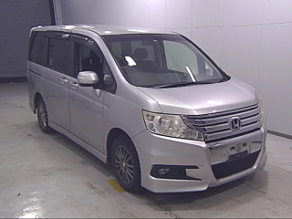 HONDA STEP WAGON 2010