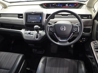 HONDA FREED 2019