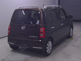 DAIHATSU MIRA 2010