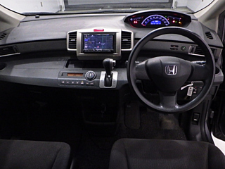 HONDA FREED 2011