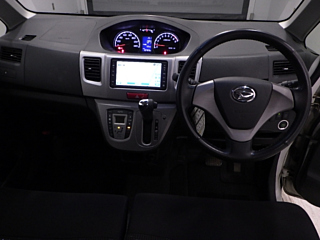 DAIHATSU MOVE 2011