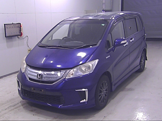 HONDA FREED 2013