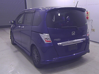 HONDA FREED 2013