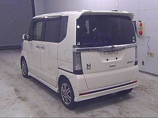 HONDA N BOX 2015