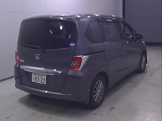 HONDA FREED 2015