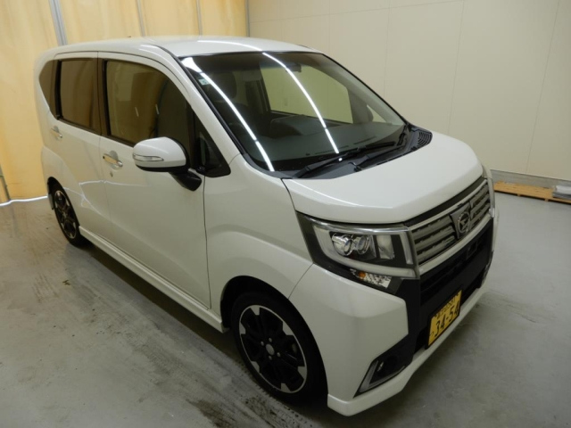 DAIHATSU MOVE 2015