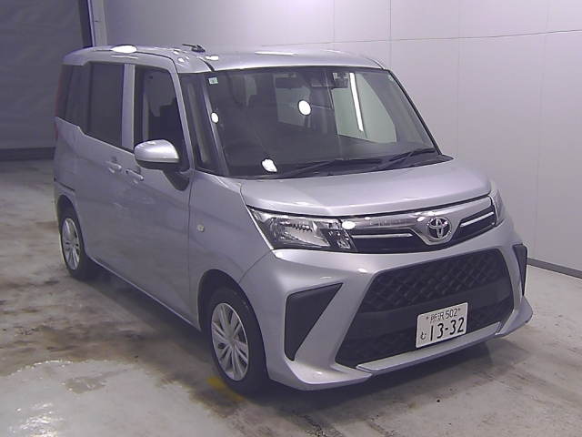 TOYOTA ROOMY 2021