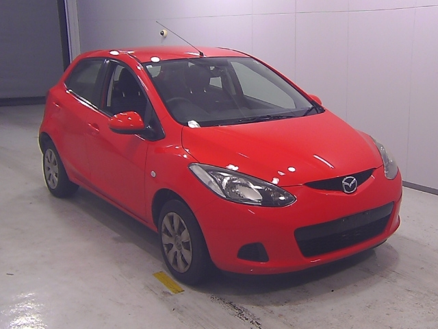 MAZDA DEMIO 2010