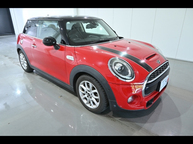 BMW MINI 2019