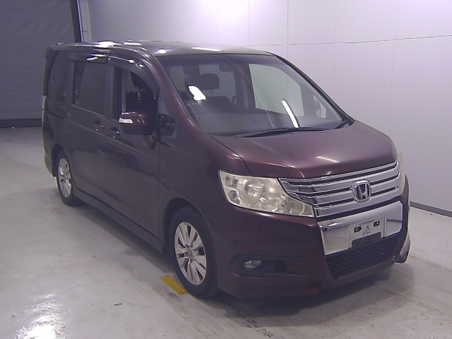 HONDA STEP WAGON 2010