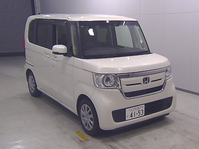 HONDA N BOX 2017