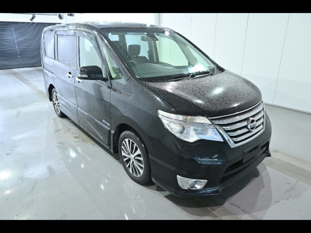 NISSAN SERENA 2014