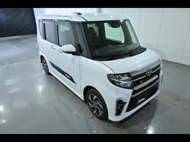DAIHATSU TANTO 2022