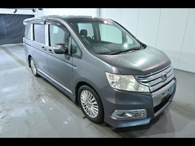 HONDA STEP WAGON 2010