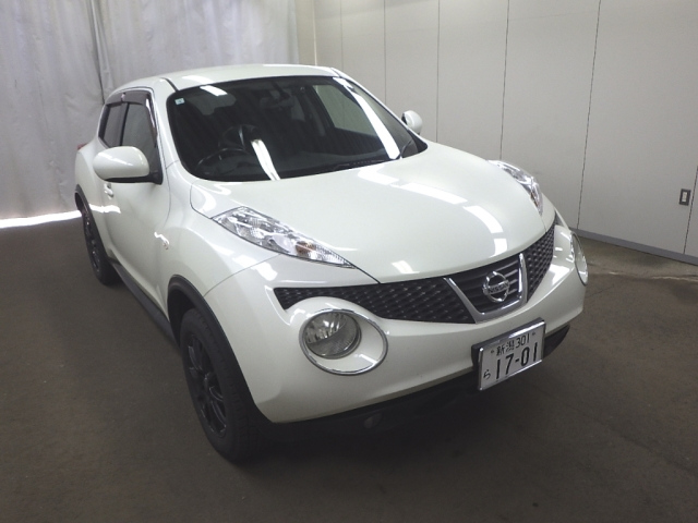 NISSAN JUKE 2011