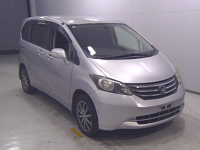 HONDA FREED 2008