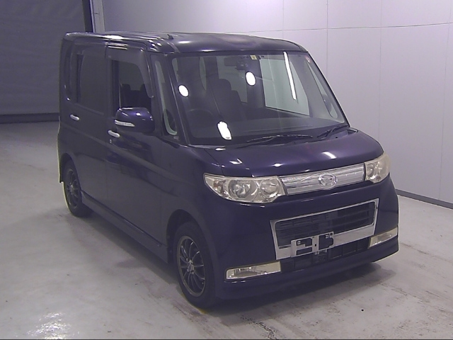 DAIHATSU TANTO 2008