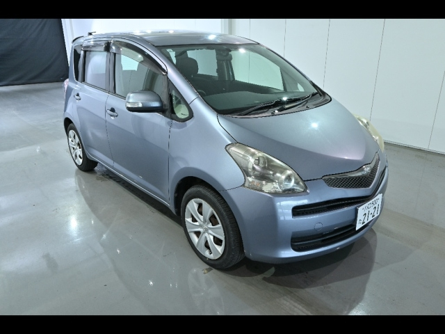 TOYOTA RACTIS 2009