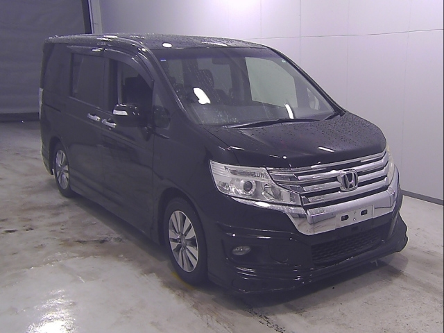HONDA STEP WAGON 2012