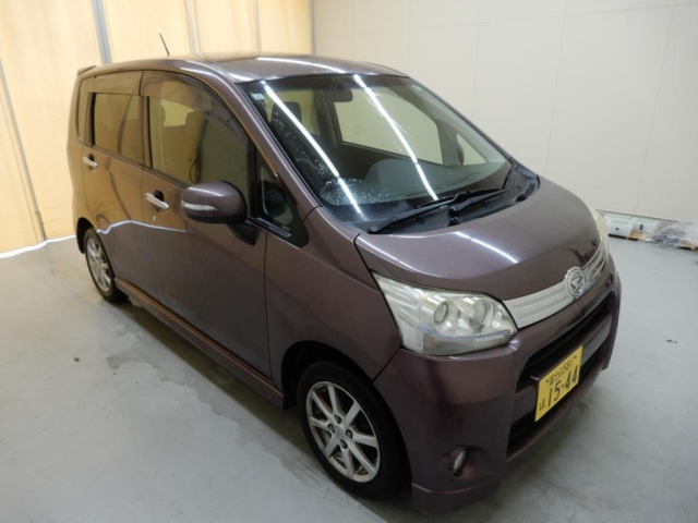 DAIHATSU MOVE 2011