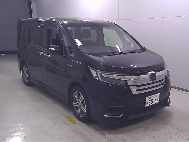 HONDA STEP WAGON 2017