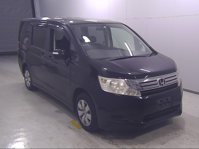 HONDA STEP WAGON 2012