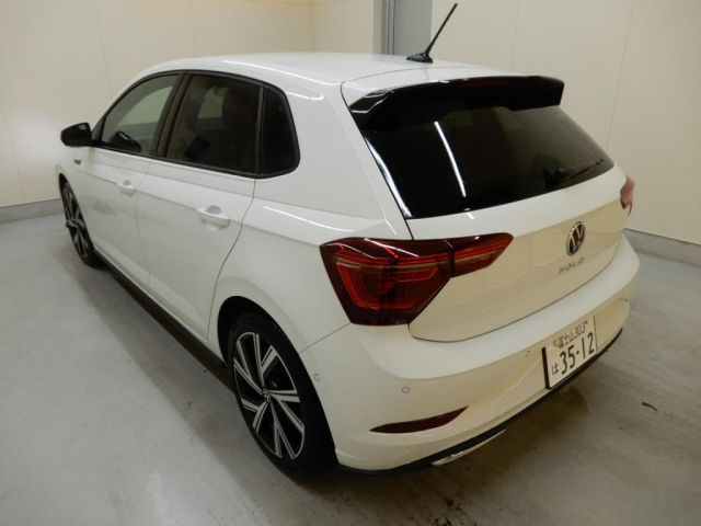 VOLKSWAGEN POLO 2024