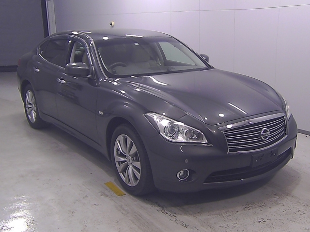 NISSAN FUGA 2014