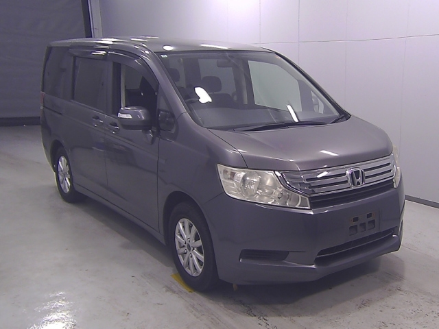 HONDA STEP WAGON 2012