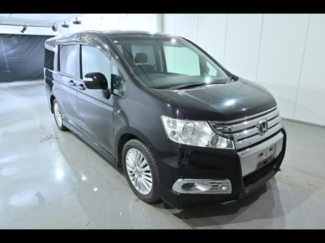 HONDA STEP WAGON 2010