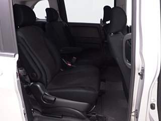 HONDA FREED 2012